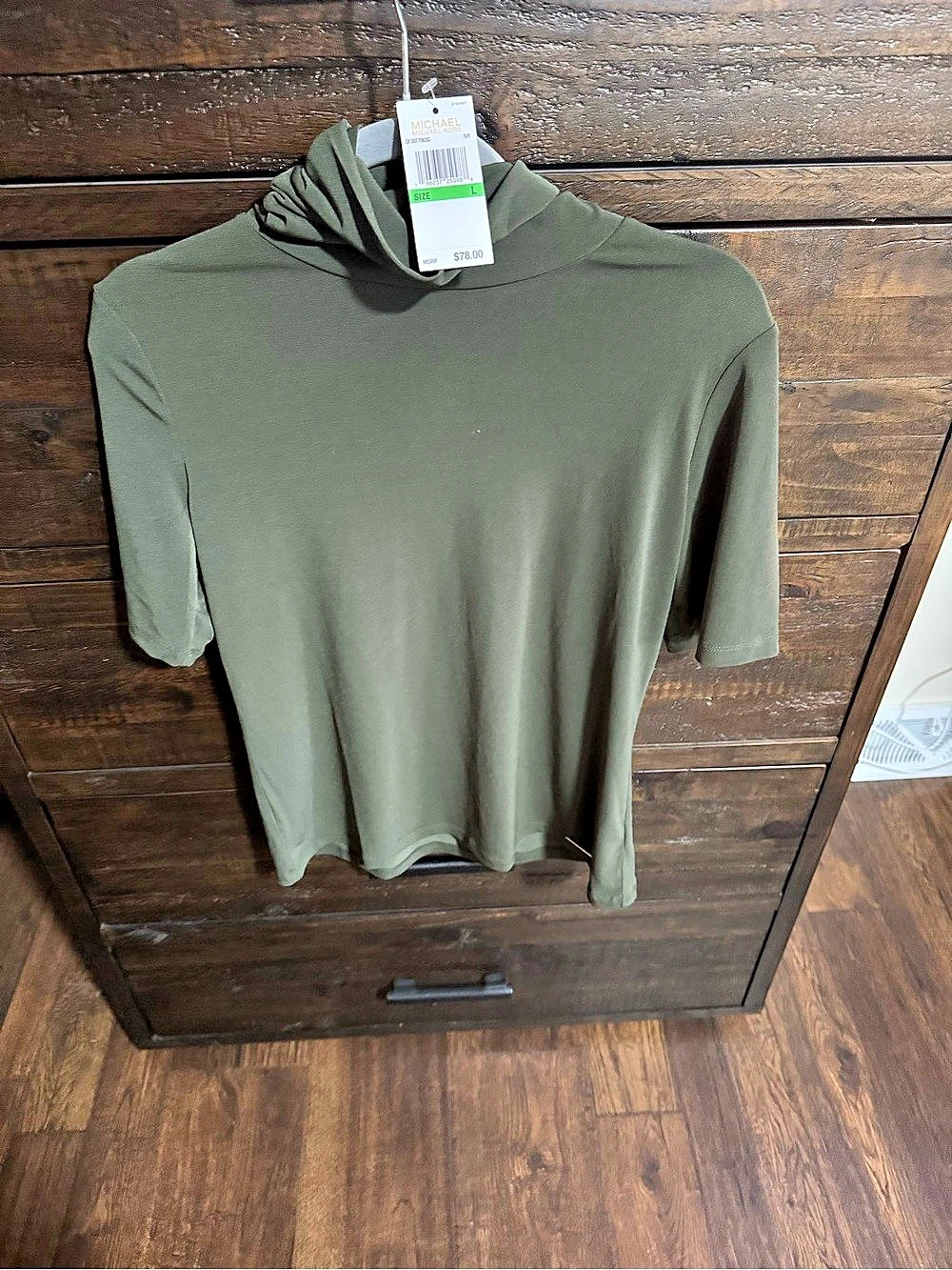Michael Kors Short Sleeve Top in Green Large NWT